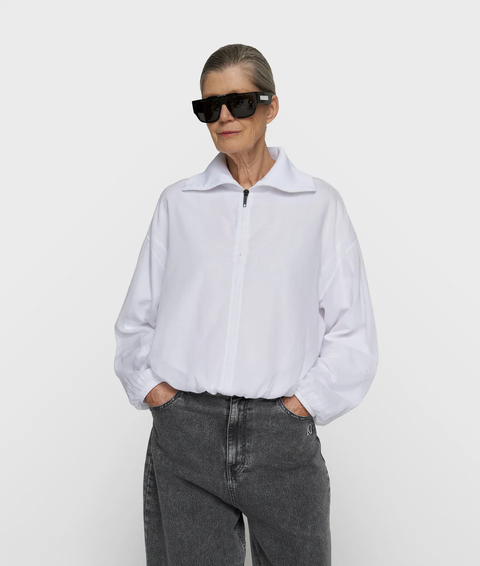 ZIP top